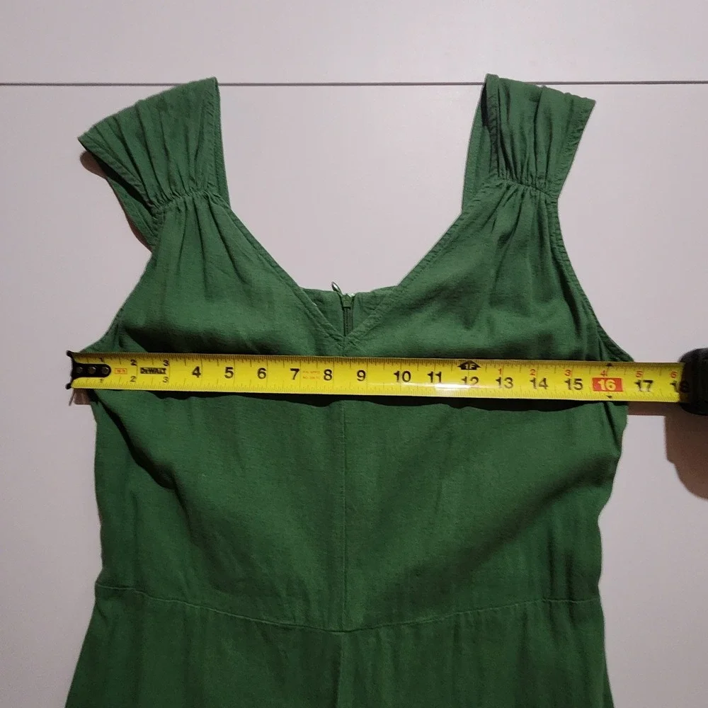 MNG Mango Green Linen Blend Wide Leg Jumpsuit Romper M V-Neck Cropped Sleeveless